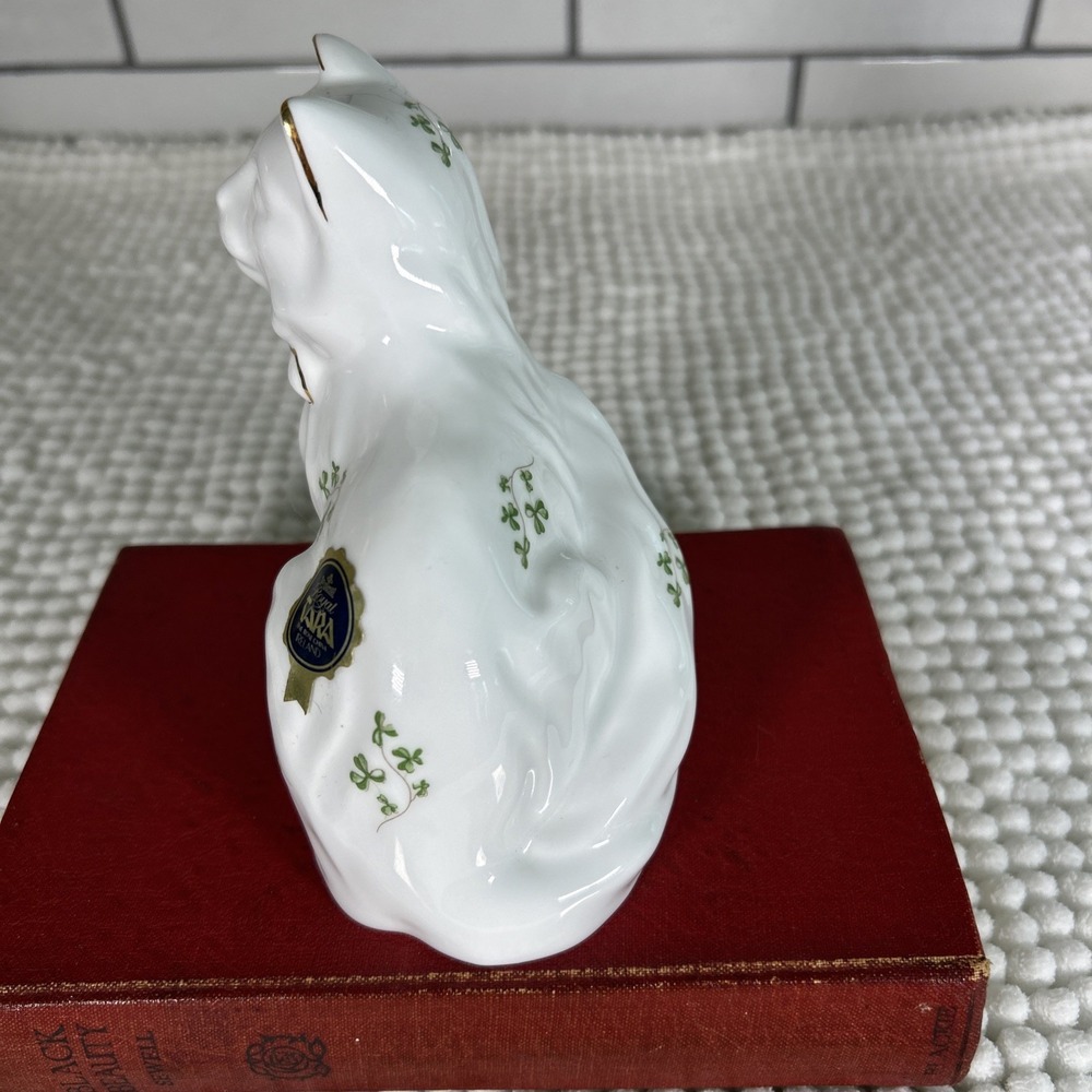 Vintage Irish Royal Tara Bone China White Cat Shamrocks Gold Accents Marked - Picture 6 of 7